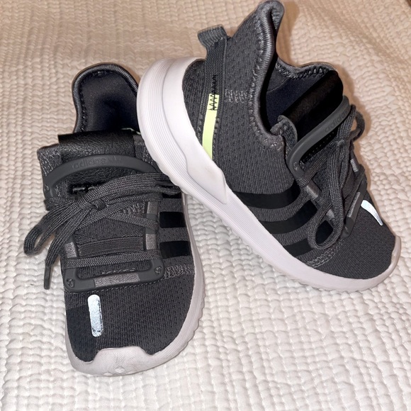 TODDLER ADIDAS U_PATH TENNIS SHOES - Picture 2 of 4